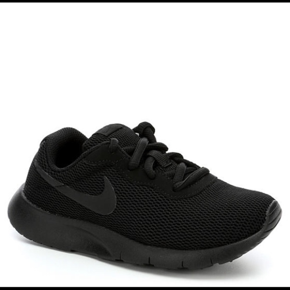 Boys Nike Tanjun Shoes